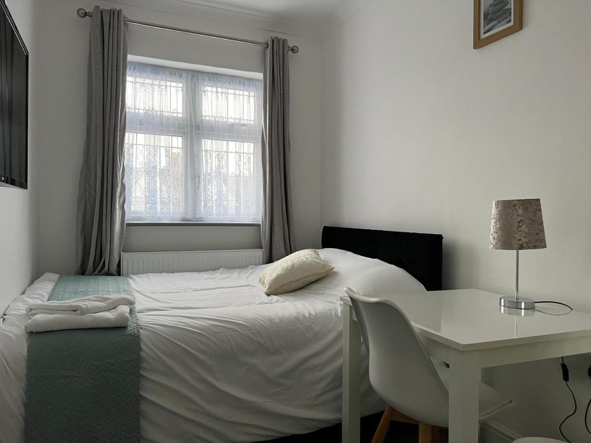 Starlet Property Wanstead Екстер'єр фото