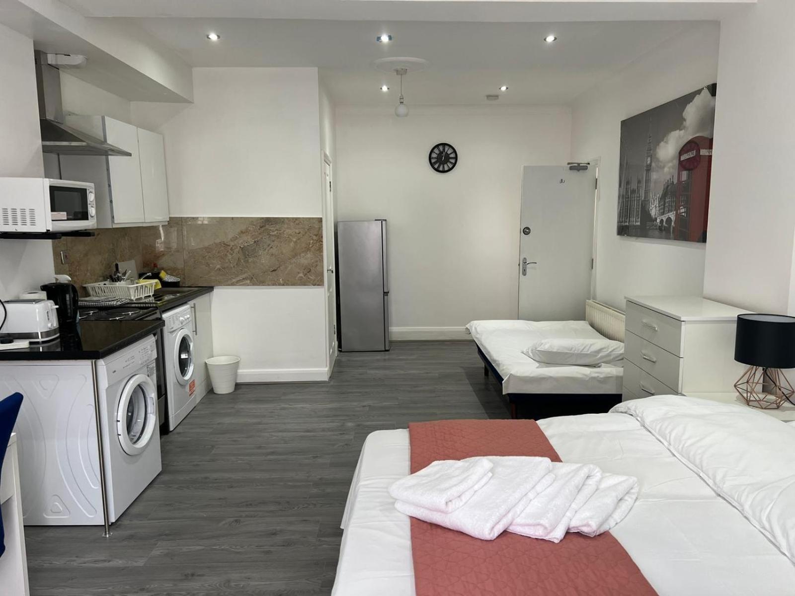Starlet Property Wanstead Екстер'єр фото