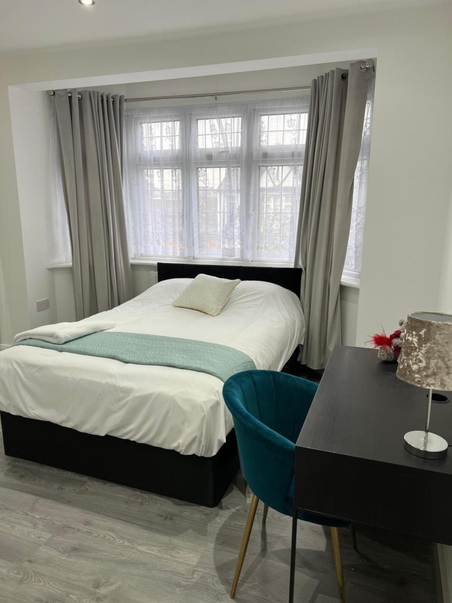 Starlet Property Wanstead Екстер'єр фото